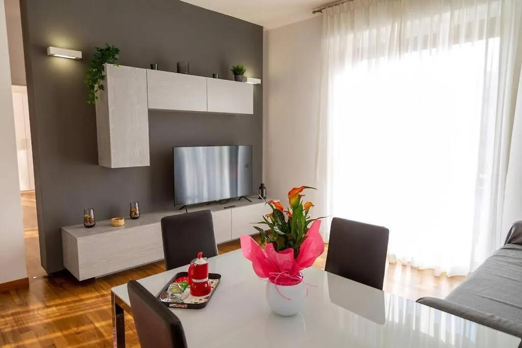 La Casa Di Alberto - 15 Minuti Da Firenze Signa Apartment